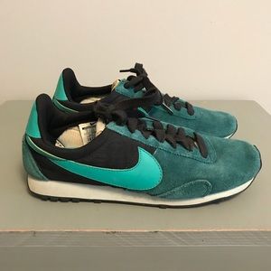 Nike classic sneaker